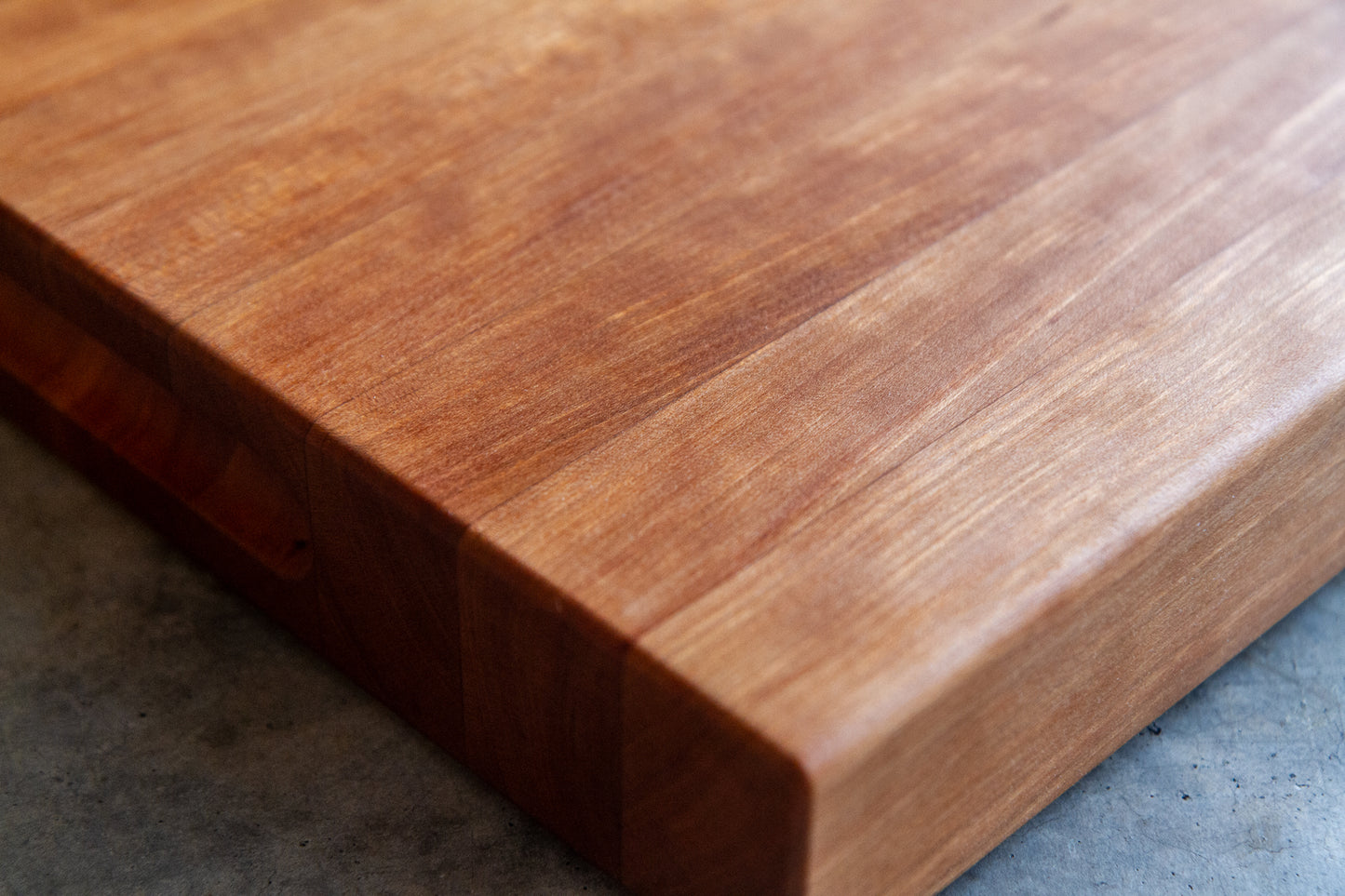 Cherry Edge Grain Cutting Board
